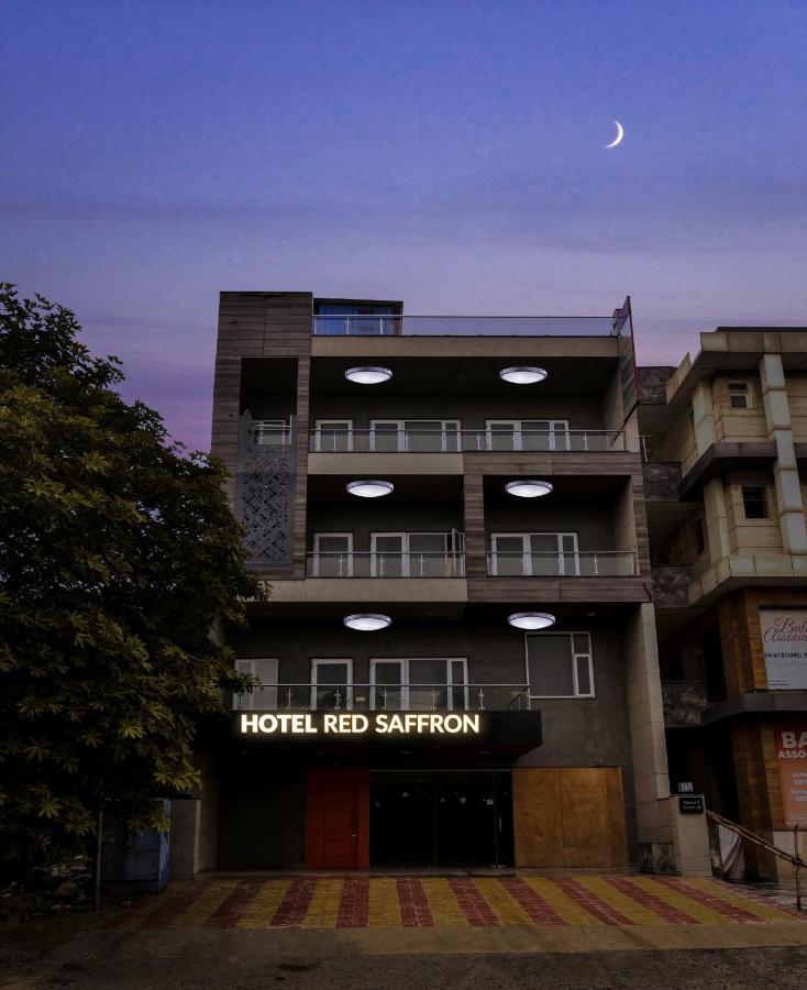 Hotel Red Saffron New Delhi Eksteriør billede